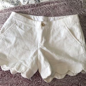 BNWOT Lilly Pulitzer White Buttercup Short Size 0